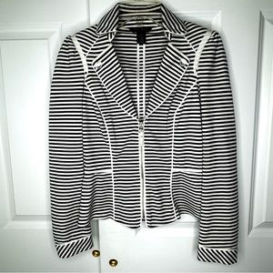Women’s White & Black Stripped Dress Jacket Size 00